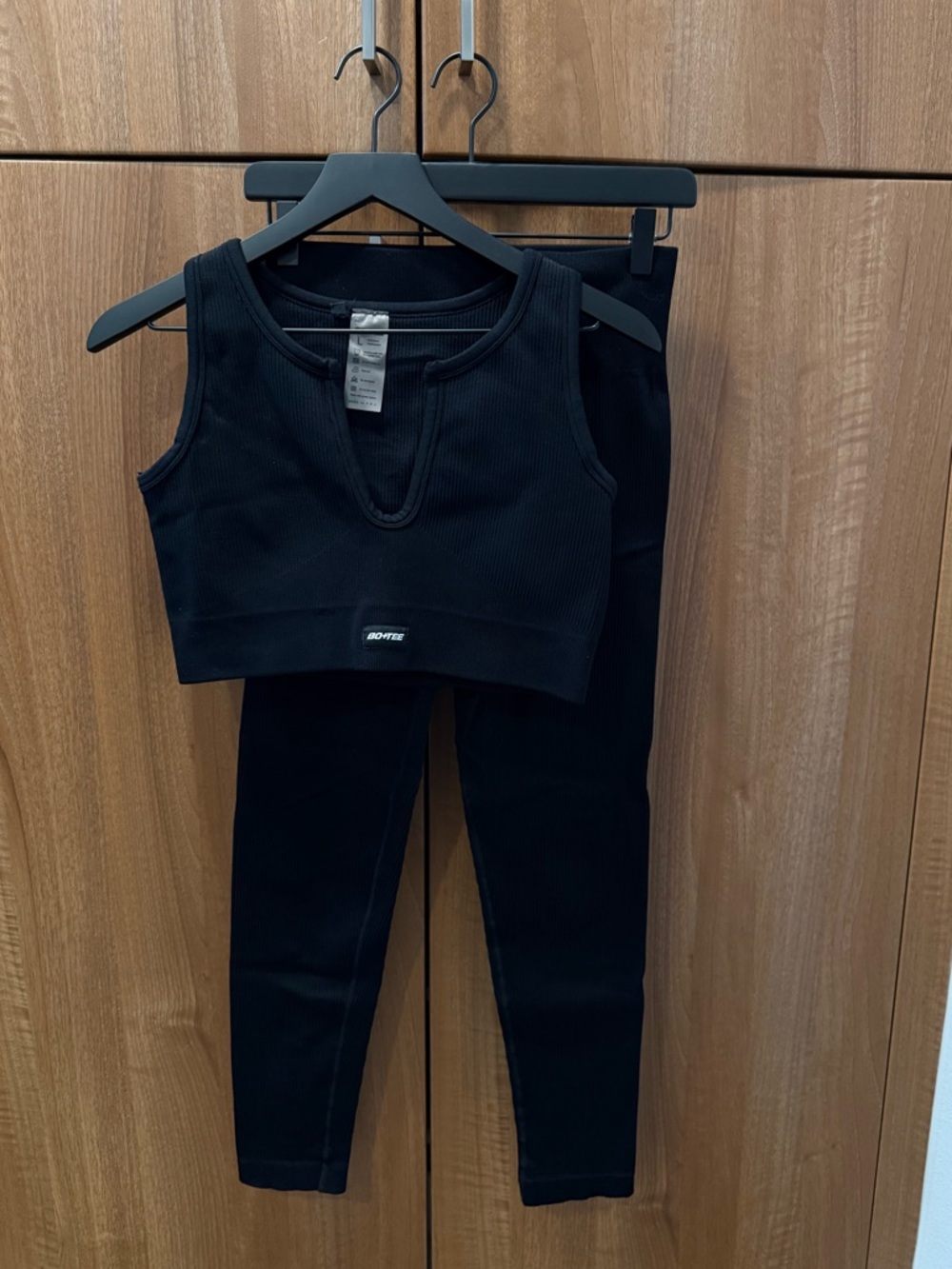 Bo + Tee — Black Ribbed V-Neck Cropped Tank & Legging Set